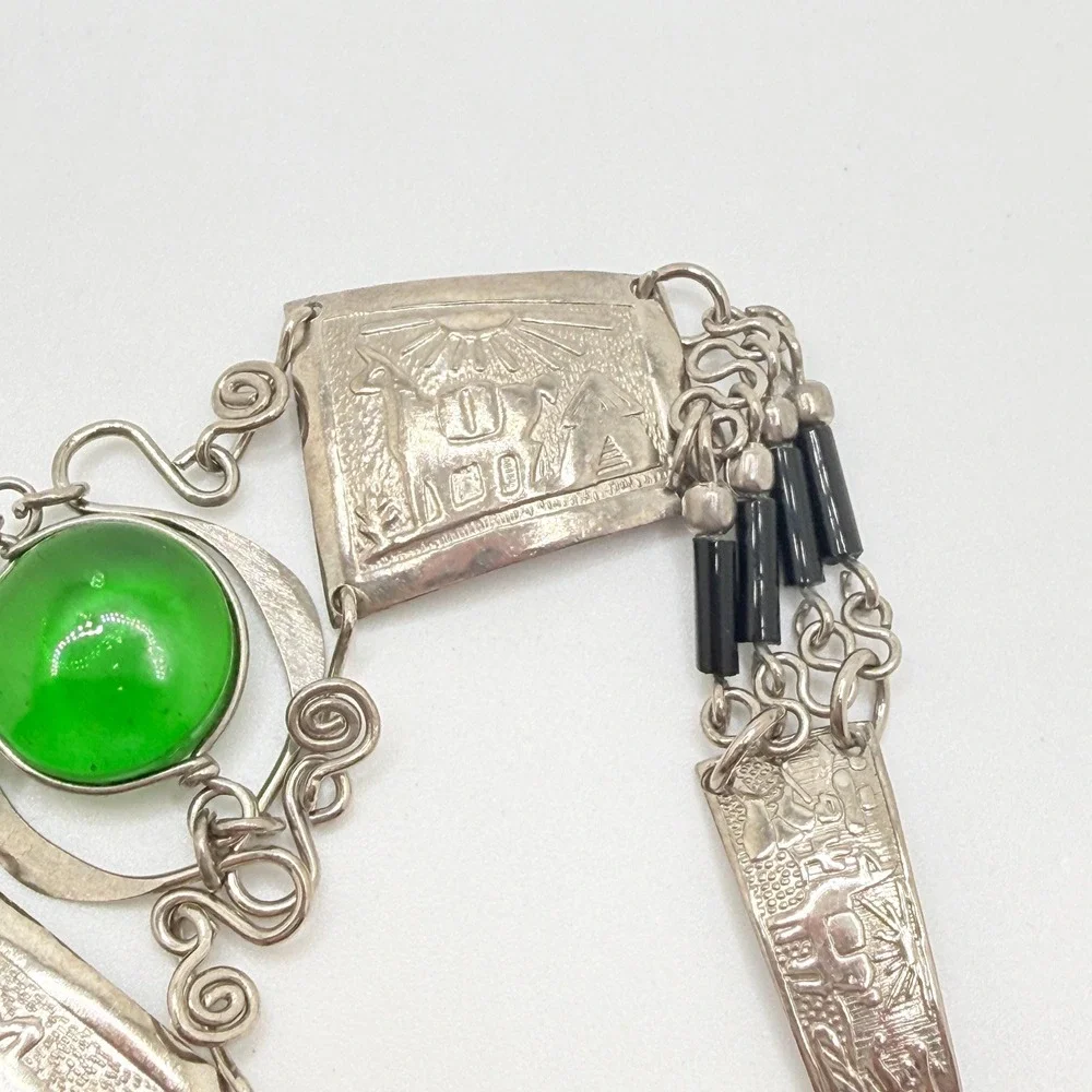 Vintage Silver Tone Bracelet w/ Green Glass Stone Southwest Llama Sun Hut Motifs